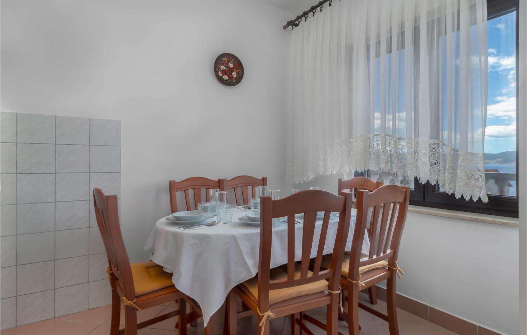 3 Bedroom Awesome Apartment In Novi Vinodolski Dış mekan fotoğraf